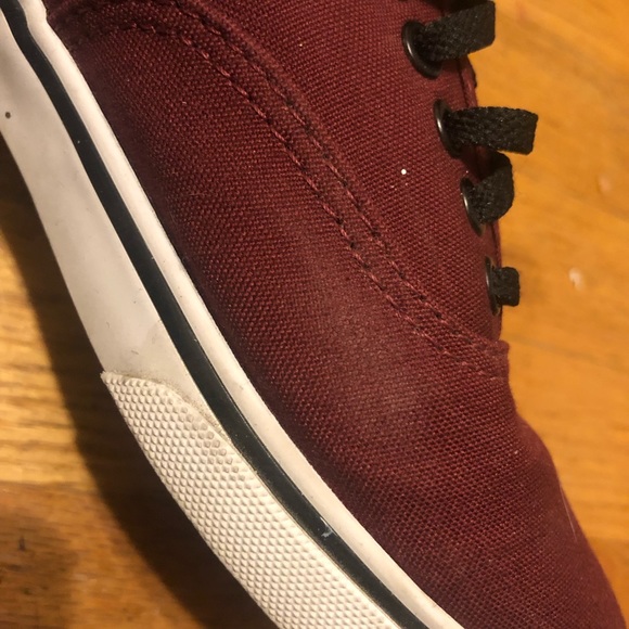 Vans - Picture 3 of 5